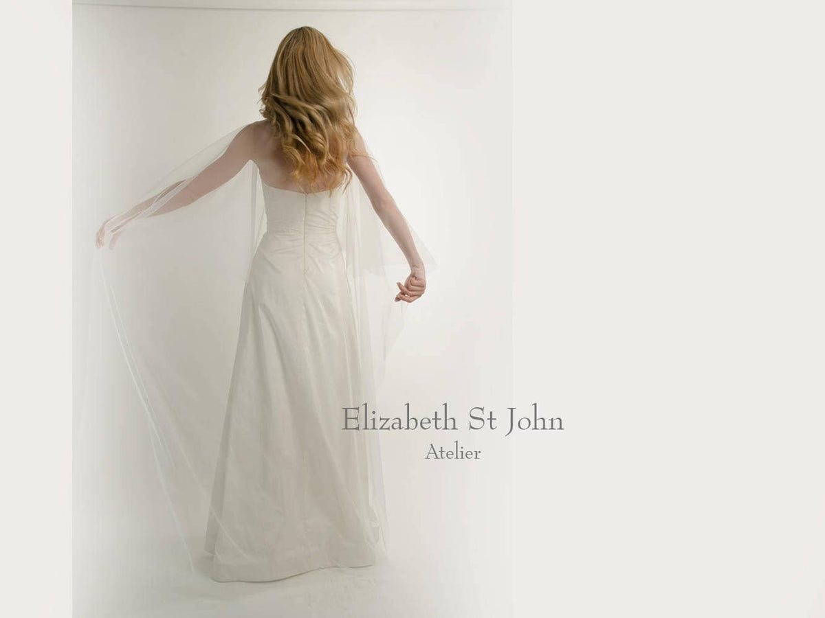 Sweep length Hi-Lo Bridal Cape